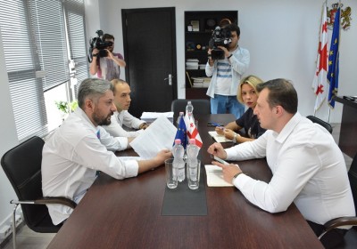 Public Defender Meets with Former Director General of Rustavi 2