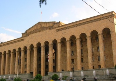 Մարդու իրավունքների պաշտպանը Վրաստանի խորհրդարանին կոչ է անում աջակցել աշխատանքային օրենսդրության փոփոխություններին