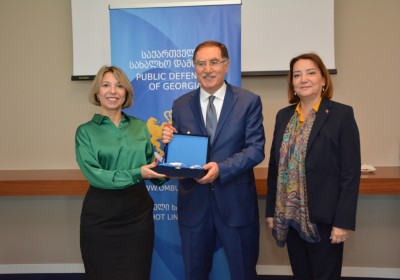Gürcüstan və Türkiyənin ombudsmanları uzunmüddətli əməkdaşlıq ənənəsinin davam etdirilməsindən danışıblar