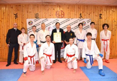Xalq Müdafiəçisi Gürcüstanın Şitokay Karate-do Federasiyasının baza klubunun tələbələri ilə görüşüb