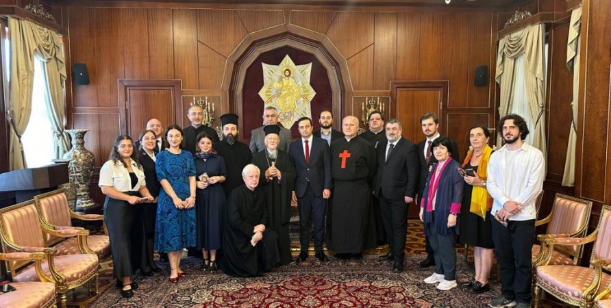 Gürcüstanın Xalq Müdafiəçisi və Xalq Müdafiəçisi yanında Dinlər Şurasının üzvləri Ekumenik Patriarxla görüşüblər