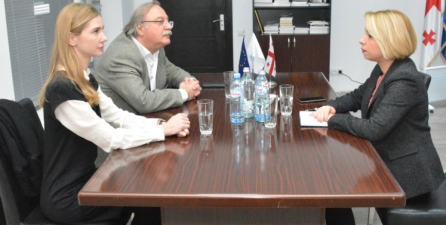 Public Defender Meets with Leaders of United Opposition