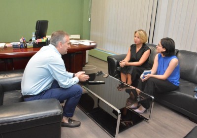 Public Defender Meets with Rustavi 2 Director and Journalists