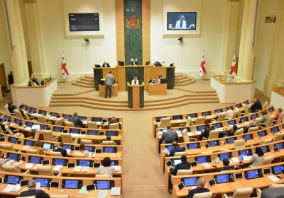 Public Defender Presents the 2018 Report on the Situation of Human Rights at the Parliament’s Plenary Session 