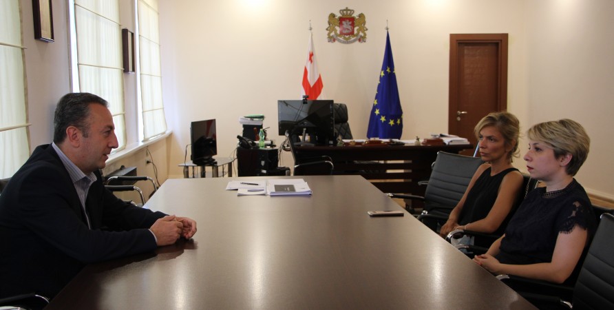 Public Defender Meets with Governor of Guria