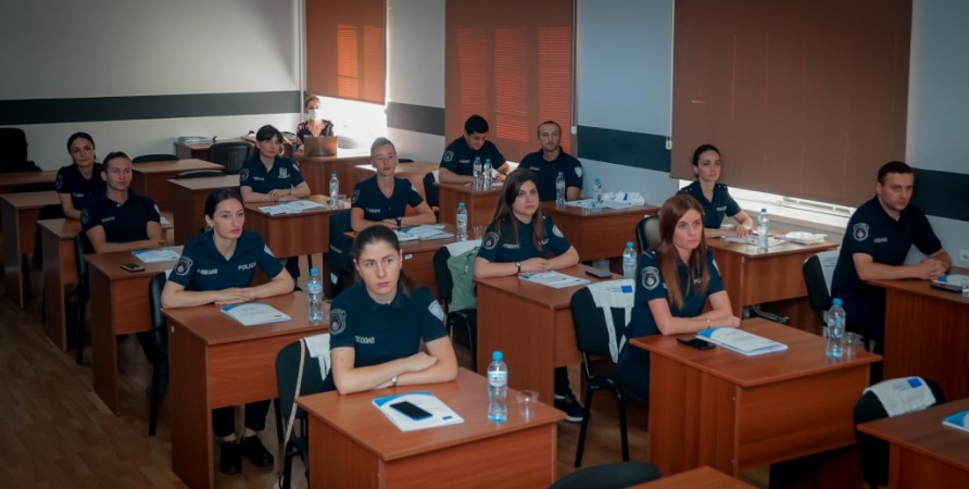 Training for Interior Ministry Employees on the Rights of Persons with Disabilities and Communication Standards
