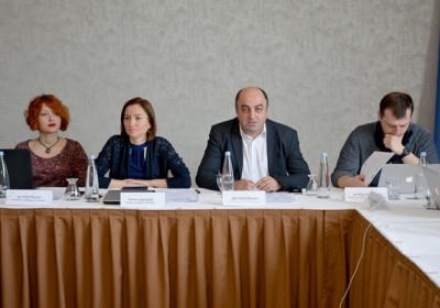 Public Defender Discusses Creation of Independent Investigative Mechanism with Journalists 